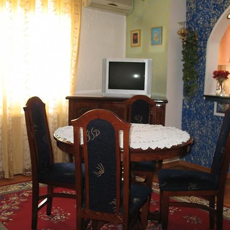 Apartament Garden Belgrad Zewnętrze zdjęcie